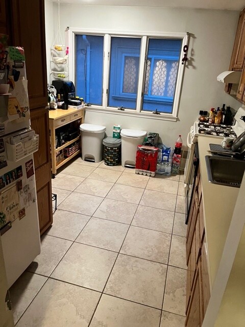 Building Photo - 2719 E 65th St