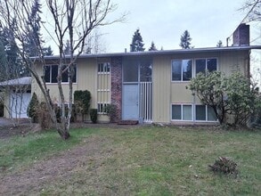 Building Photo - 14608 SE 19th Pl