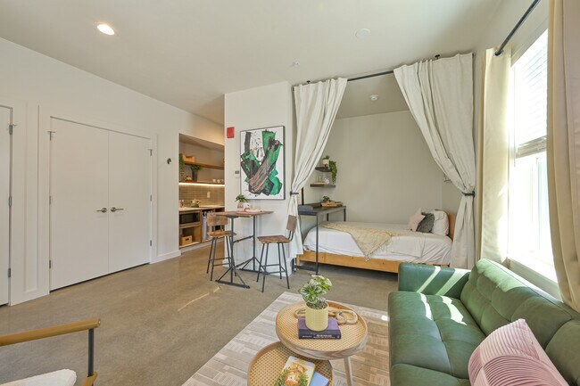 Lago Bo Luc - New Saigon