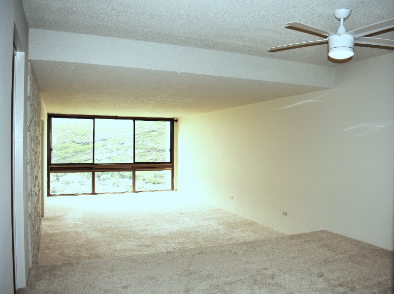 Primary Photo - 511 Hahaione St