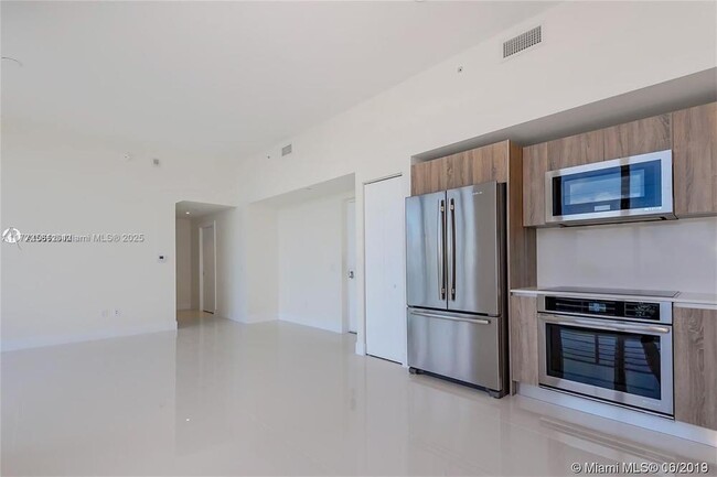 Foto del edificio - 3 bedroom in Aventura FL 33180