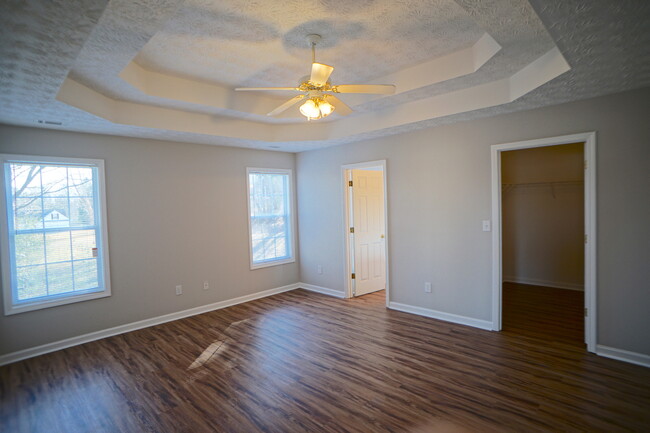 Huge master bedroom with trey ceiling - 11 Spring Valley Cove