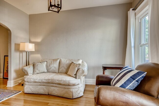 Foto del edificio - Cute Home In Fantastic Berkeley Location