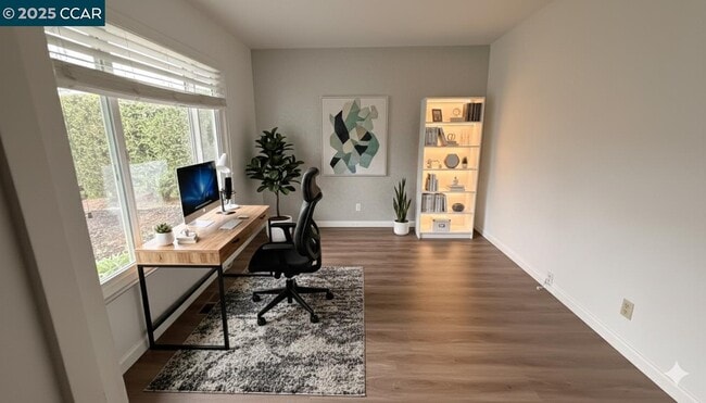 Building Photo - 913 Dartmouth Way