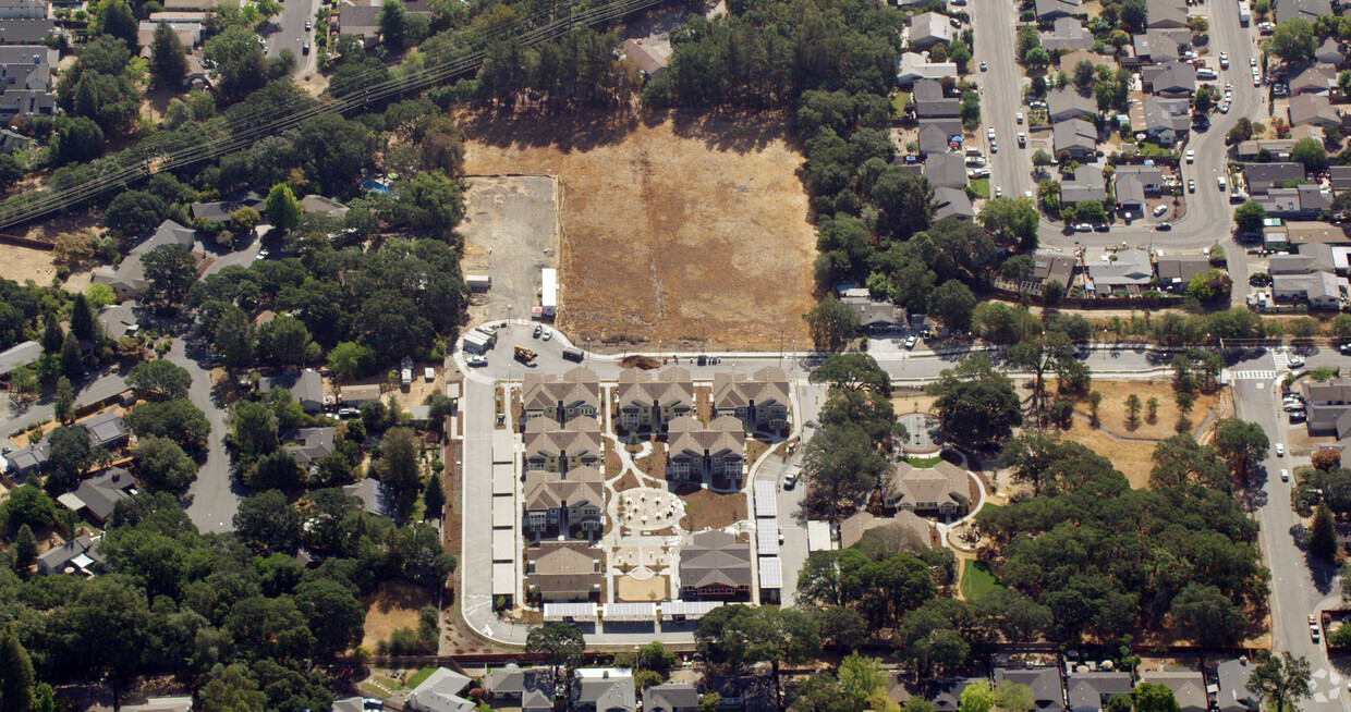 Aerial Photo - Windsor Veterans Village