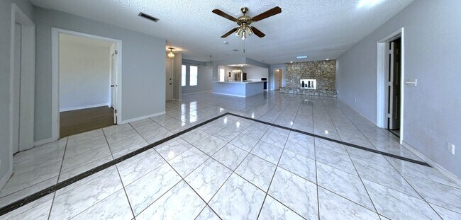 Building Photo - 2629 Mango Tree Dr