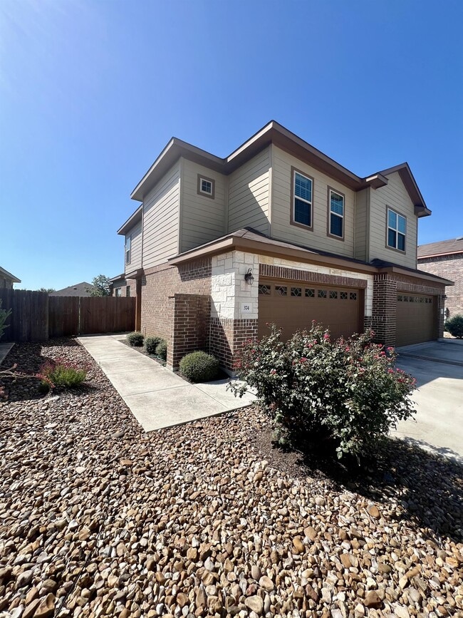 Foto del edificio - 374 Creekside Curve