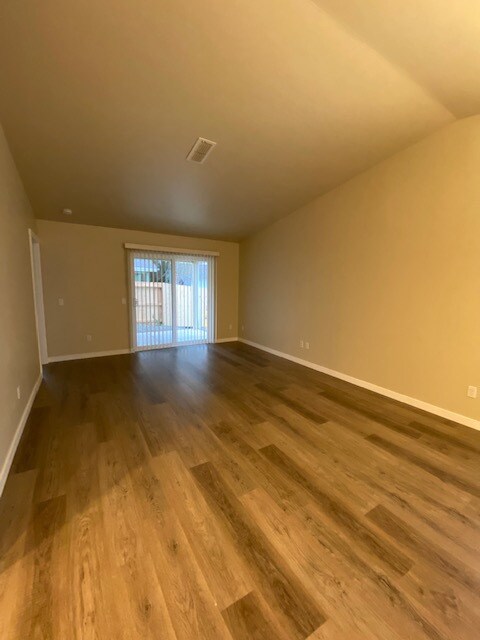 Building Photo - 2146 SW Mendi Way