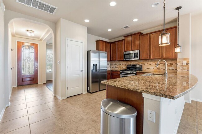 Foto del edificio - 6201 Aviara Dr