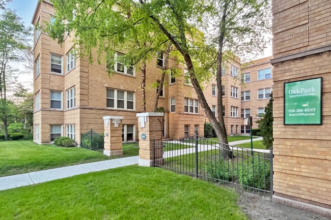 Building Photo - 1158-1164.5 S. Oak Park Ave.