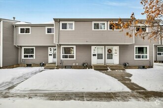Building Photo - 347 Northgate Terrace