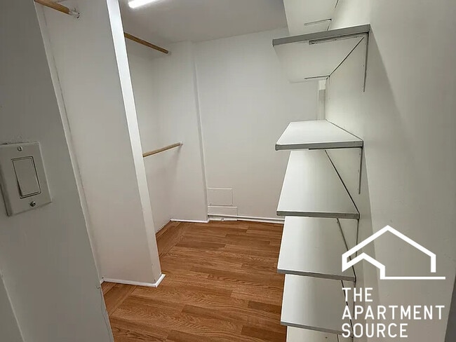 Foto del edificio - 3318 W Pierce Ave