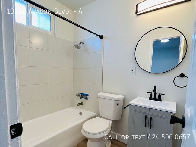 Foto del edificio - 13808 Avalon Blvd