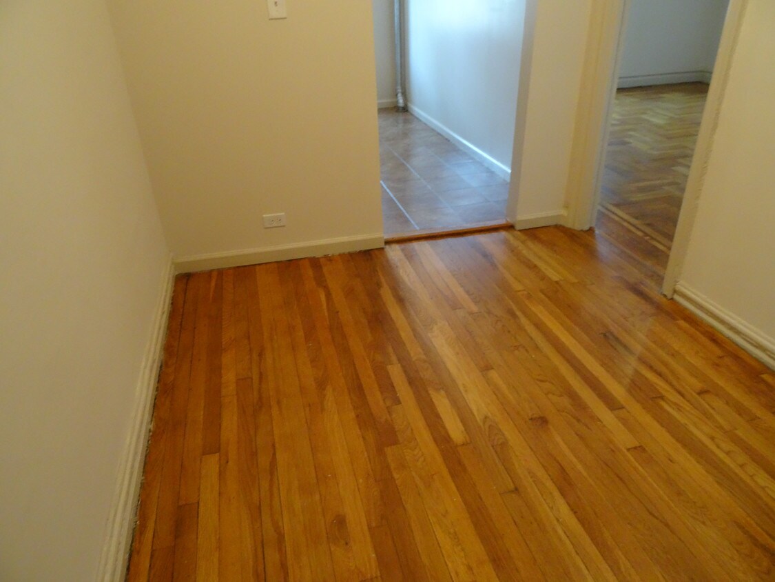 Foto del edificio - 890 Walton Ave