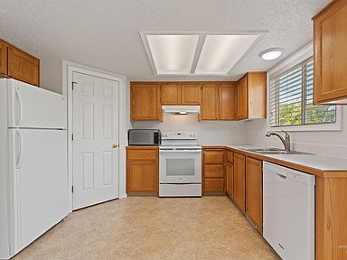 Foto principal - 236-238-238 Rossiter Ave