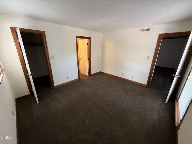 Foto del edificio - 3525 Ivy Commons Dr