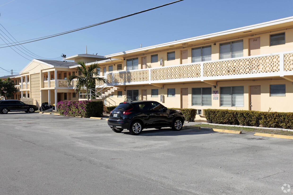 Primary Photo - Pilgrim Apartments