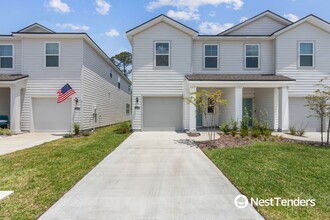 Building Photo - 14538 Macadamia Ln