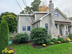 Building Photo - 25 Burdette Ave