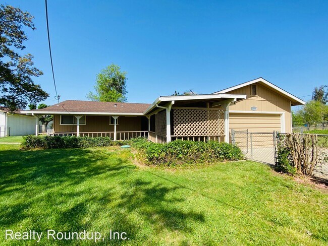 Foto del edificio - 3 br, 2 bath House - 9635 Titan Rd