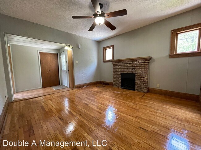 Foto del edificio - 5 br, 1.5 bath House - 319 Summit Ave.