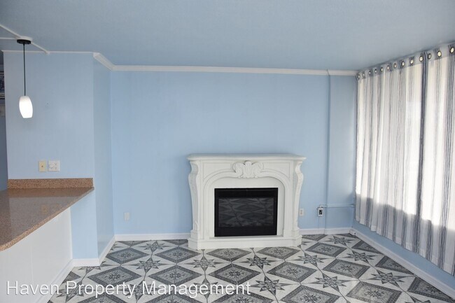 Building Photo - 1 br, 1 bath House - 235 Broadway  Apt 300