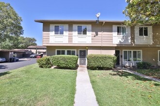 Building Photo - 5388 Fig Grove Ct