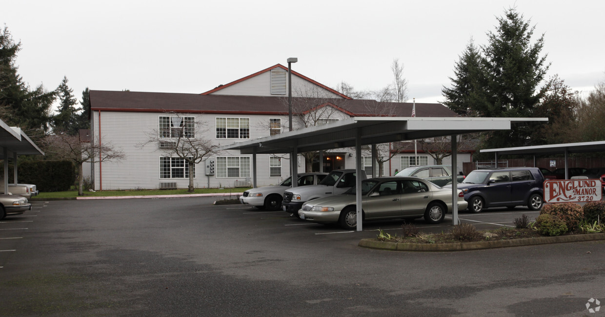 Building Photo - Englund Manor