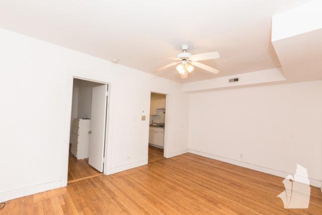 Building Photo - 2 bedroom in Chicago IL 60613