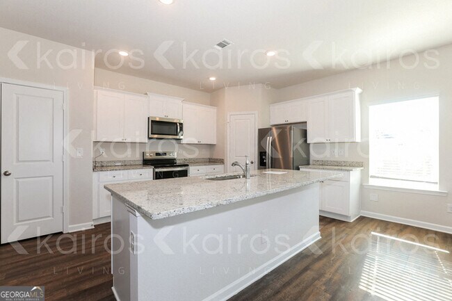 Building Photo - 3505 Bridgewood Dr