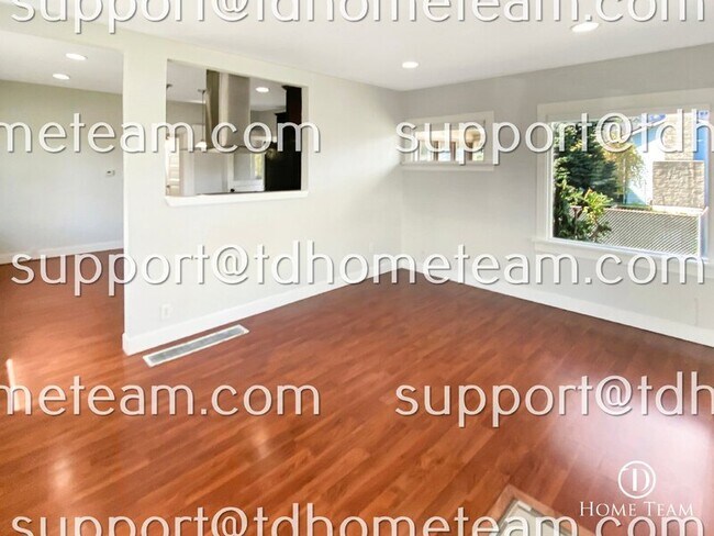 Foto del edificio - 7118 S Tyler St