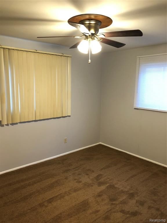 Building Photo - 549 Elm St