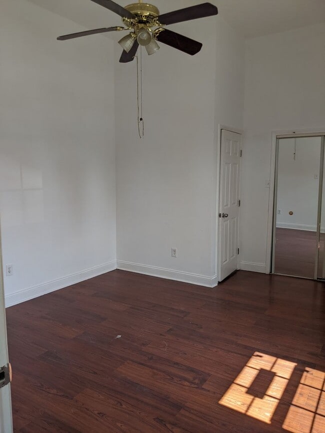 Building Photo - 1601 Marigny St