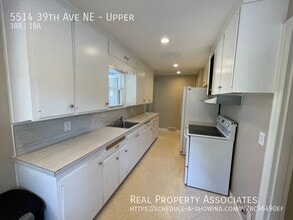5514 39th Ave NE