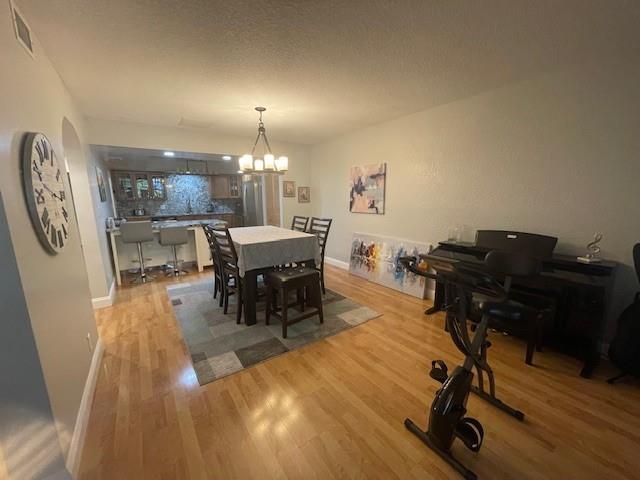Building Photo - 203 Jacaranda Dr