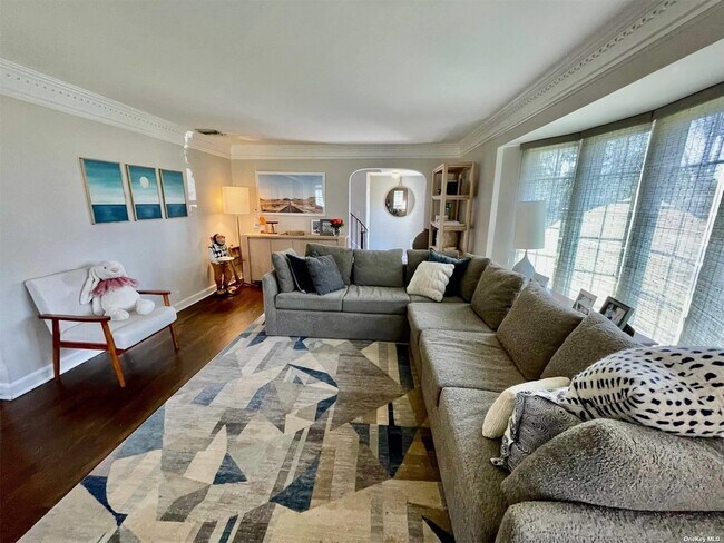 Foto del edificio - 27 Normandy Ln