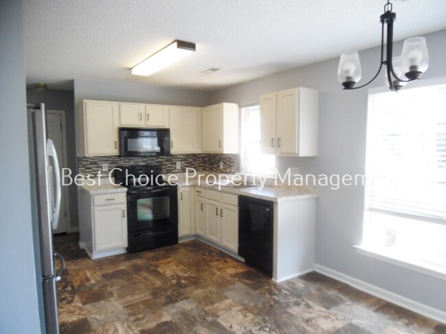 Building Photo - 665 S Morningwood Ln