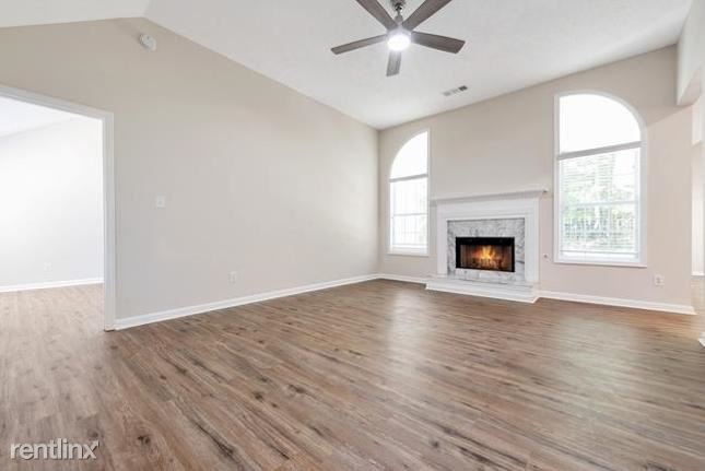 Building Photo - 3 br, 2 bath House - 75 Applewood Circle