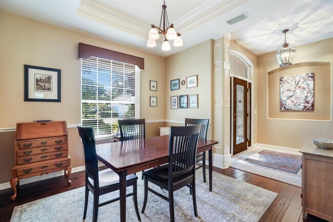Foto del edificio - 4929 Old Creek Dr