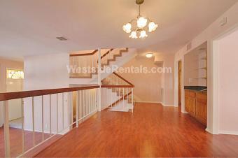 Building Photo - 5420 Lindley Ave