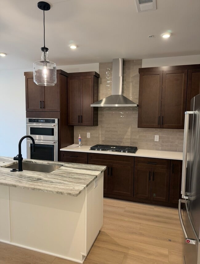 Photo - 22125 Little Mount Ter Apartment