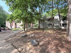 Building Photo - 4417 Sharon Chase Dr