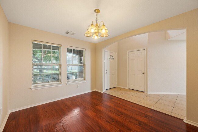 Foto del edificio - 26630 Bellwood Pines Dr