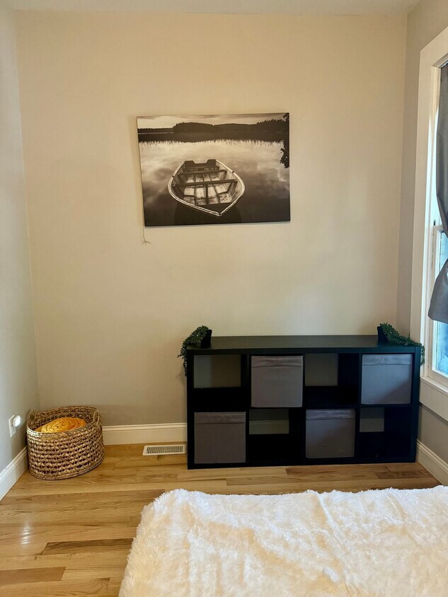 Foto principal - 1235 Highland St