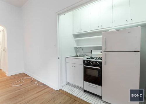 Foto del edificio - 411 E 54th St