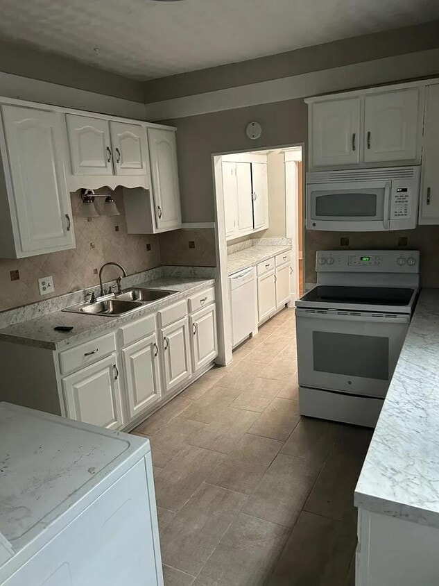 Photo - 286 Malvern St - A-Down