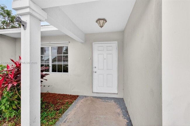 Foto del edificio - 10850 Eureka St