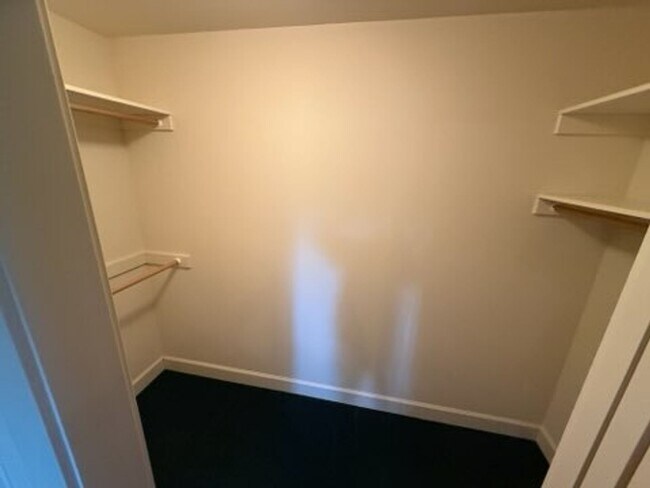 Foto del edificio - 678NW29th