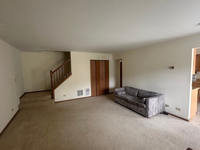 Building Photo - 1167 Greenwood Cir