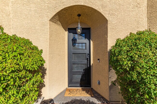 Building Photo - INCREDIBLE Executive Style homes in the po...